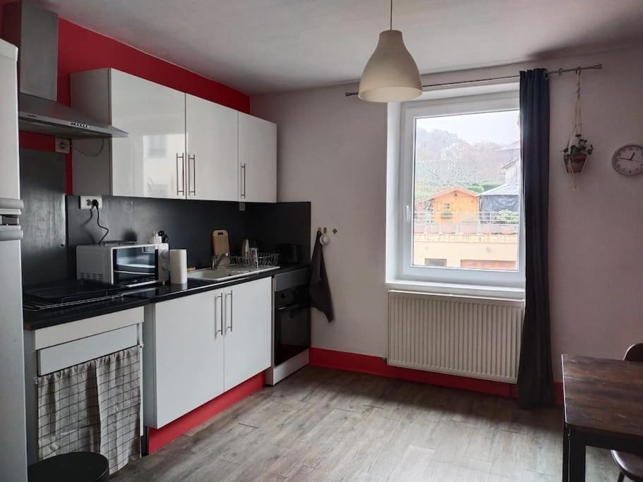Charmant Appartement Au Calme Avec Parking Besançon Extérieur photo